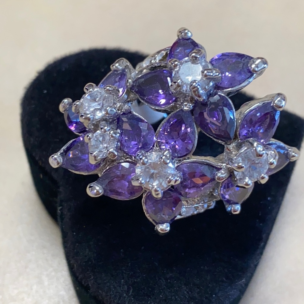 Size 7 new purple Crystal flower cluster ring.